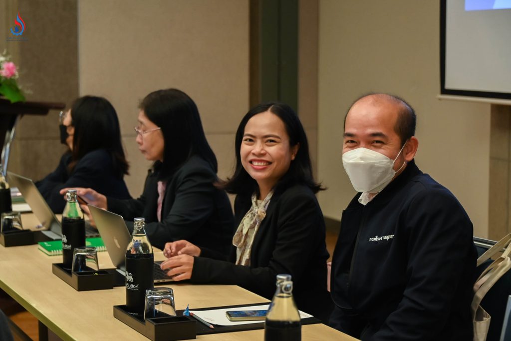 (คนที่ 2 จากขวา) นางสาวจิตติยา ชูทอง ผู้อำนวยการกลุ่มจัดการกากอุตสาหกรรม 3 กองบริหารการจัดการกากอุตสาหกรรม 