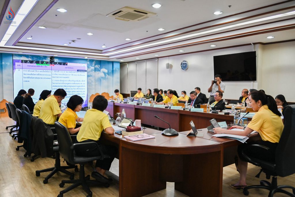 ที่ประชุมได้ร่วมพิจารณาเห็นชอบในหลักการมาตรการตรวจสภาพรถยนต์ อีกทั้งพิจารณา (ร่าง) รายงานเกี่ยวกับสถานการณ์มลพิษของประเทศไทย ประจำปี 2566 