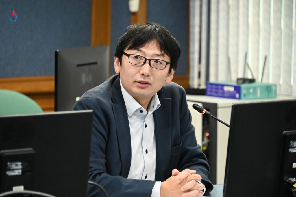 Mr. Satoshi Yoshida Director for International Resource Circulation กระทรวงสิ่งแวดล้อม ประเทศญี่ปุ่น