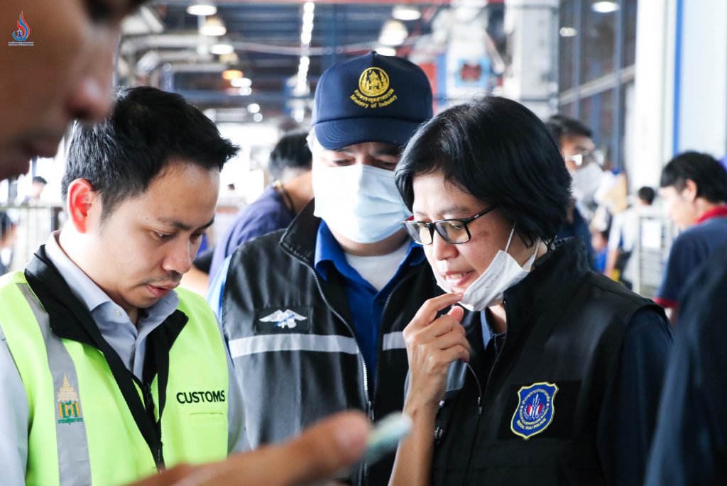 กรมโรงงานฯ สนธิกำลัง เจ้าหน้าที่ตำรวจ บช.ปส. และ ศุลกากรสุวรรณภูมิ  เข้าอายัดสาร “โซเดียมไซยาไนด์ ” 16.38 กิโลกรัม