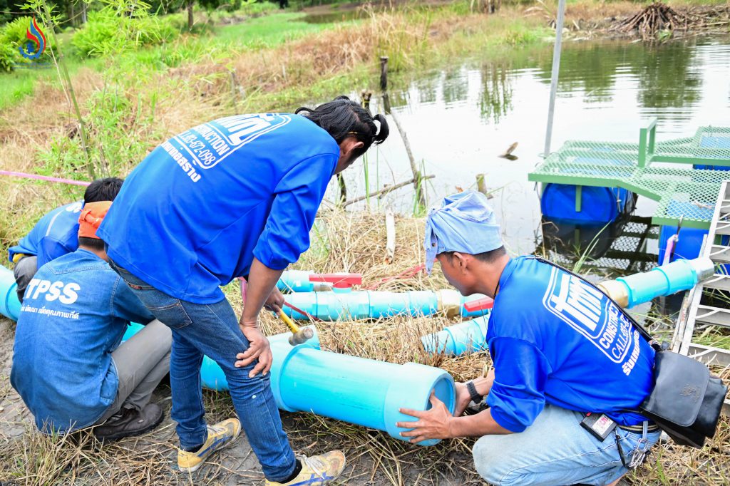 อธิบดีกรมโรงงานฯ รับมอบวัสดุอุปกรณ์การผันน้ำฝนรอบนอกพื้นที่ “วิน โพรเสส” ไม่ให้เข้าพื้นที่ เพื่อป้องกันผลกระทบการรั่วไหลของสารเคมีสู่แหล่งน้ำธรรมชาติ