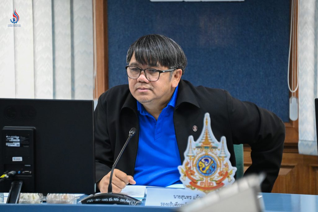 นายสุนทร แก้วสว่าง รองอธิบดีกรมโรงงานอุตสาหกรรม ในฐานะรองประธานคณะทำงานด้านเทคนิคสำหรับส่งเสริมการใช้ประโยชน์จากกากอุตสาหกรรมและการพัฒนาอุตสาหกรรมสีเขียว 