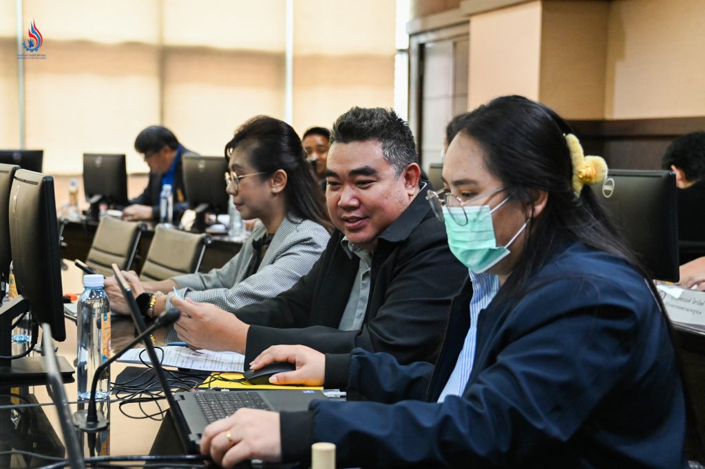 ที่ประชุมติดตามความคืบหน้าตามนโยบายการตรวจสอบสถานประกอบการอุตสาหกรรมอย่างเข้มข้นของกระทรวงอุตสาหกรรม